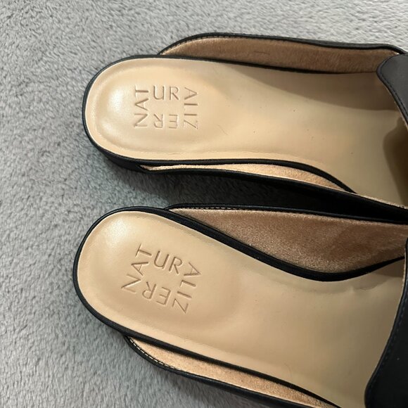Naturalizer 9.5 Wide Black Slip On Mules Shoes Kayden Horsebit - Picture 2 of 6